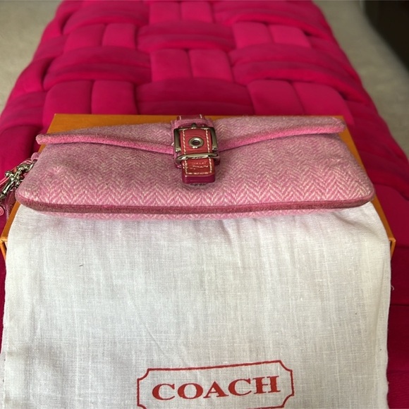 Pink Y2K Coach Tweed Herringbone Wristlet Clutch - Picture 4 of 9